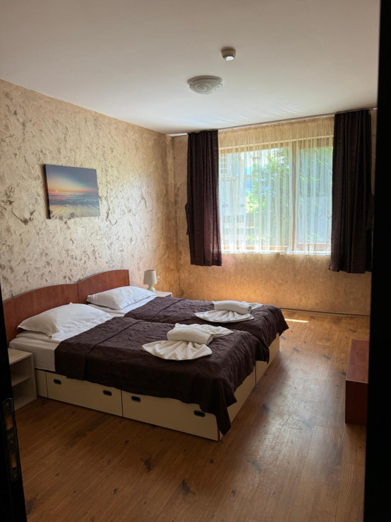 Apartment Robinson Beach Elenite First Line Sveti Vlas Exterior photo