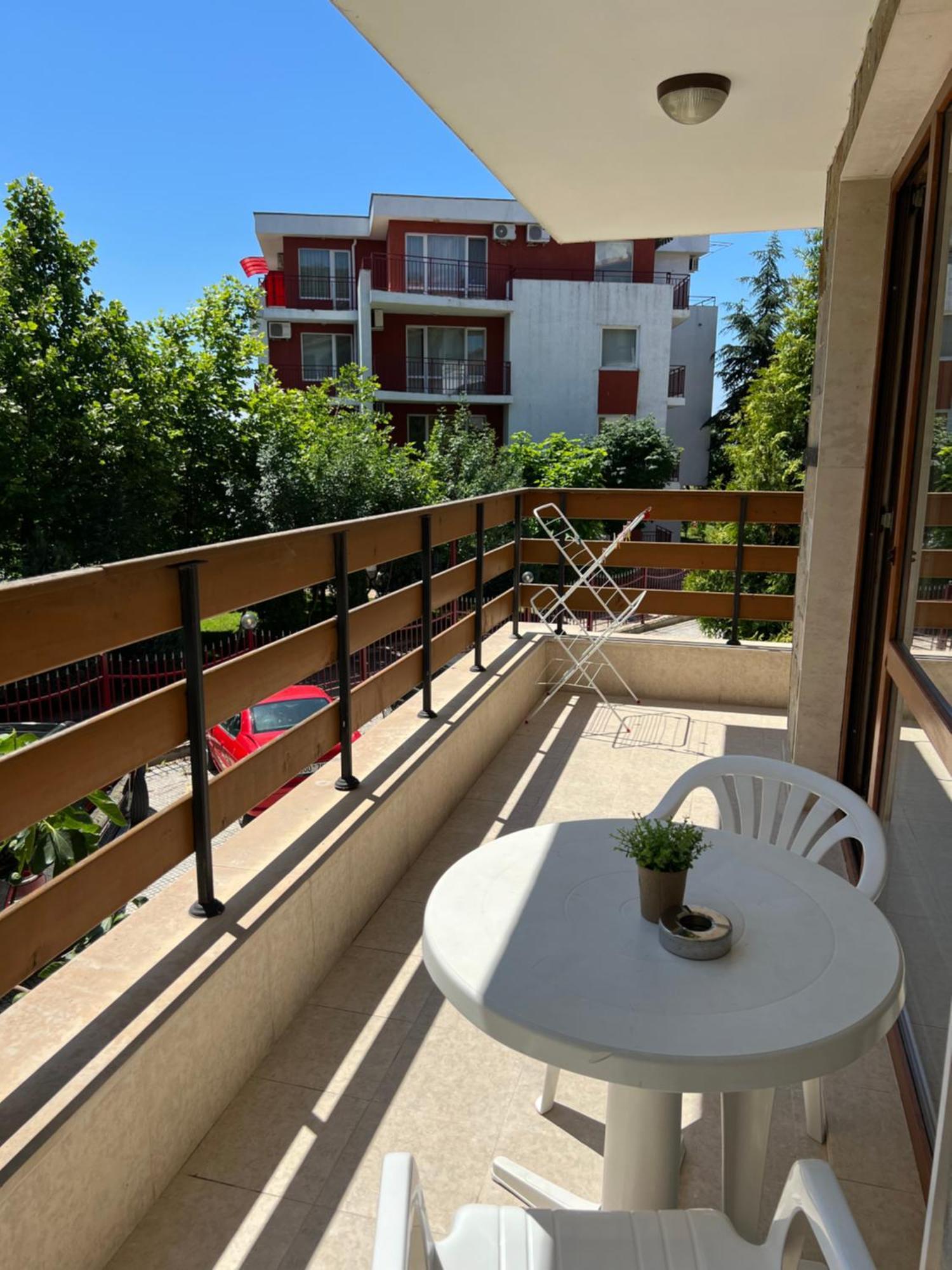 Apartment Robinson Beach Elenite First Line Sveti Vlas Exterior photo